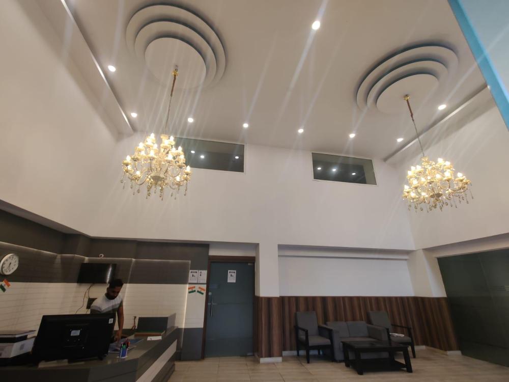 hotel noida grand
