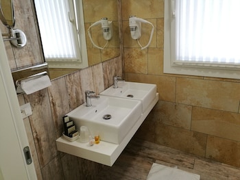 residence eleonora