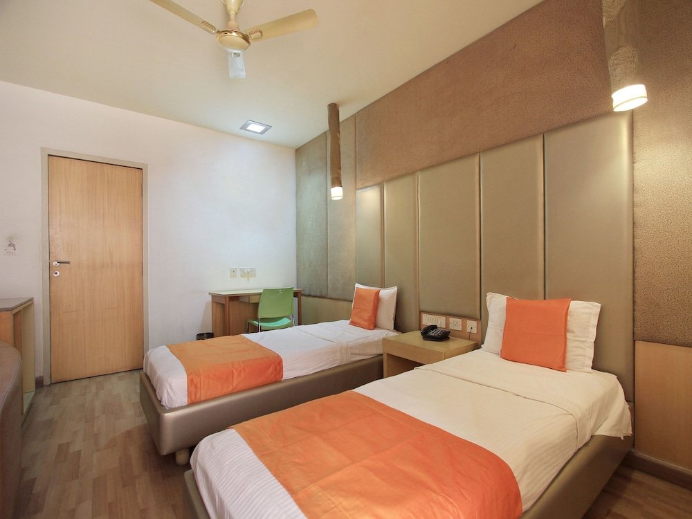 Purple Inn,Vijayanagar,3 star