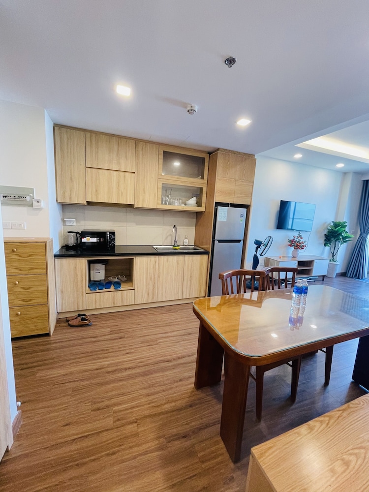 flc sea tower quy nhon seaview apartment