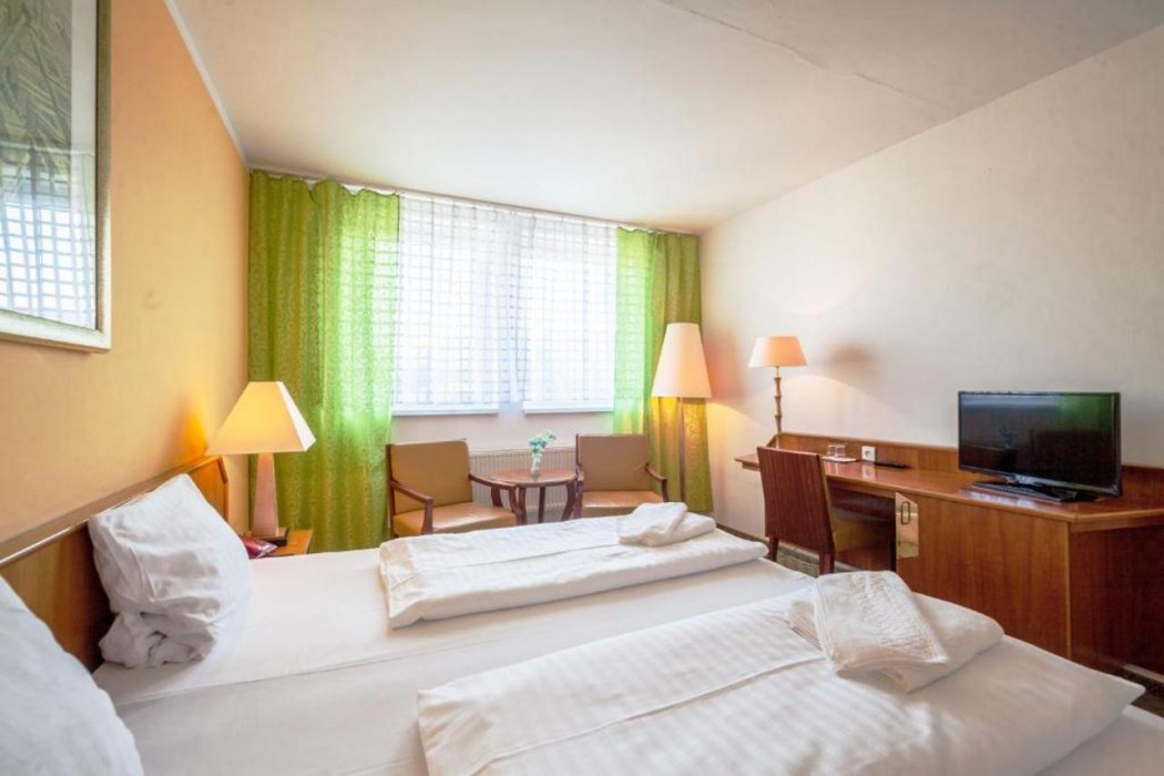 Hotel-Img
