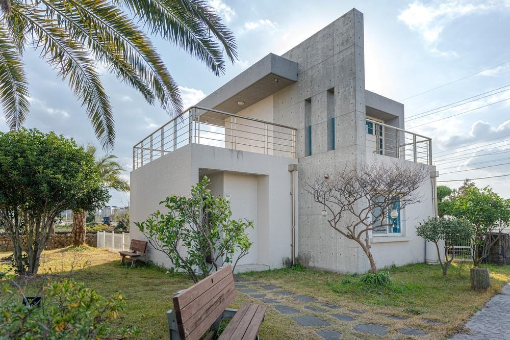 jeju aewolae hyuyang pension
