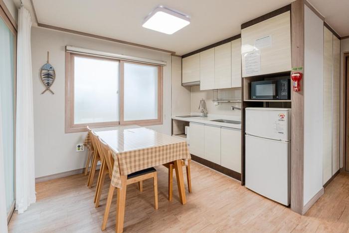 jeju aewolae hyuyang pension