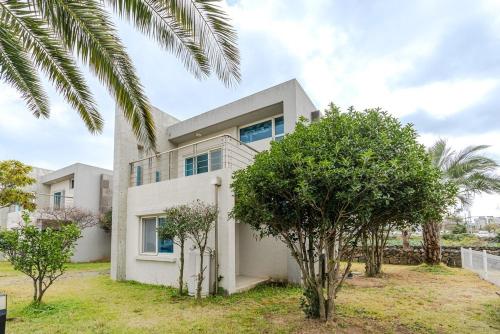 jeju aewolae hyuyang pension