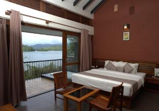 wayanad silver woods hotel