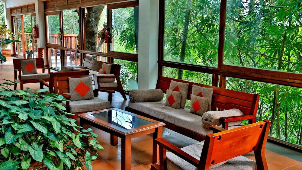 wayanad silver woods hotel