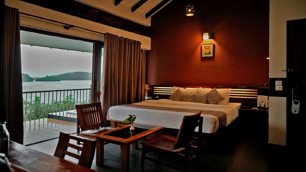 wayanad silver woods hotel