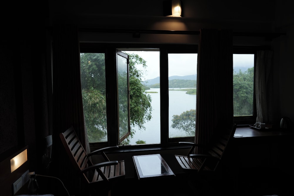 wayanad silver woods hotel