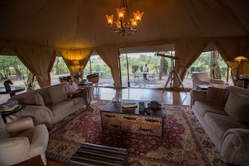 elewana sand river masai mara