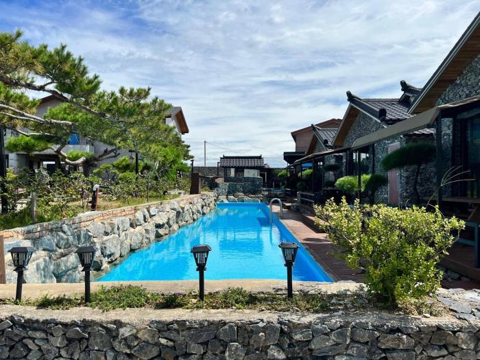 nonsan oyeo poolvilla