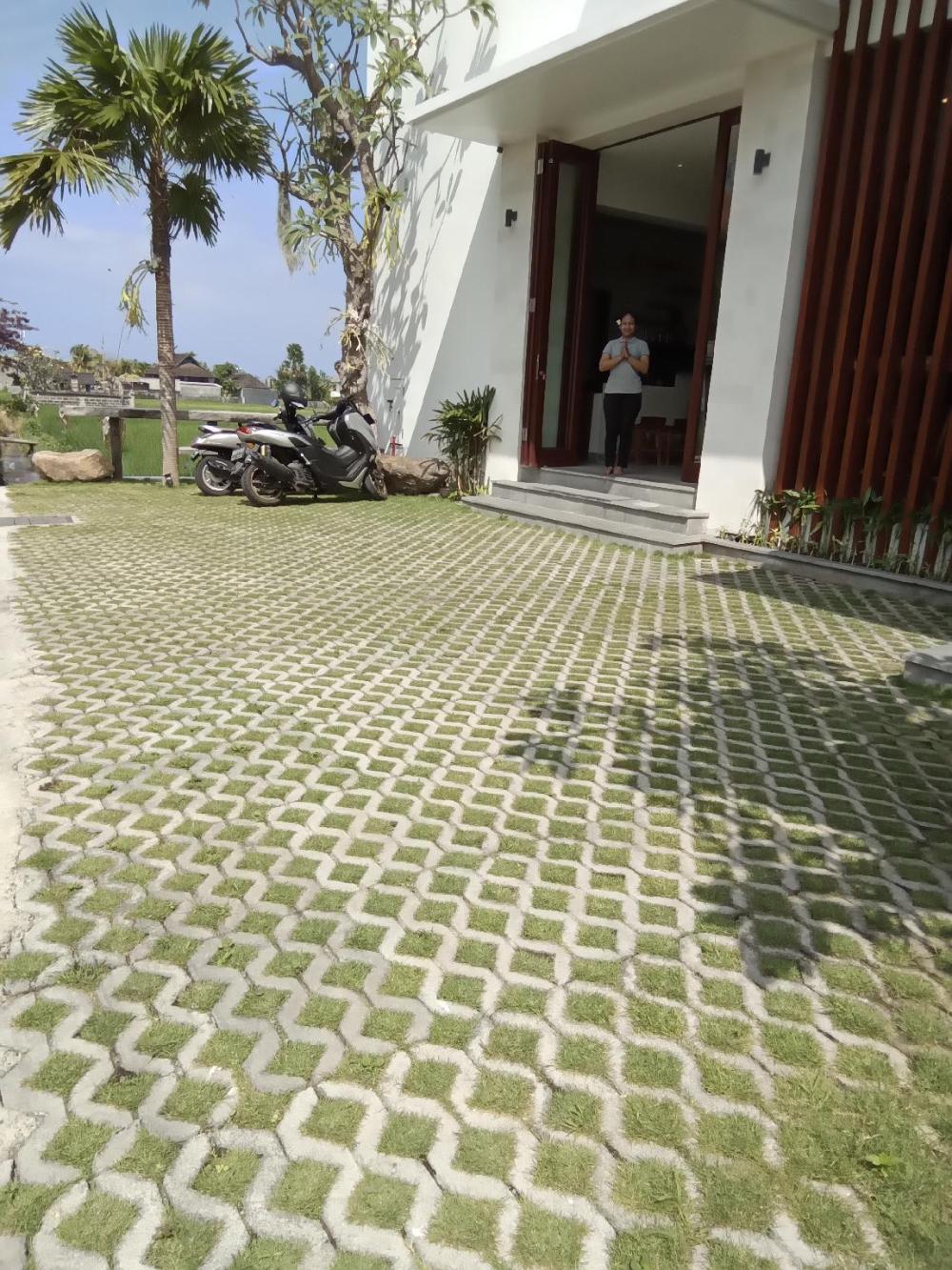 the kd suites and coffee shop