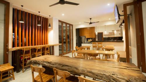 the kd suites and coffee shop