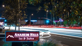 motel 6 anaheim hills