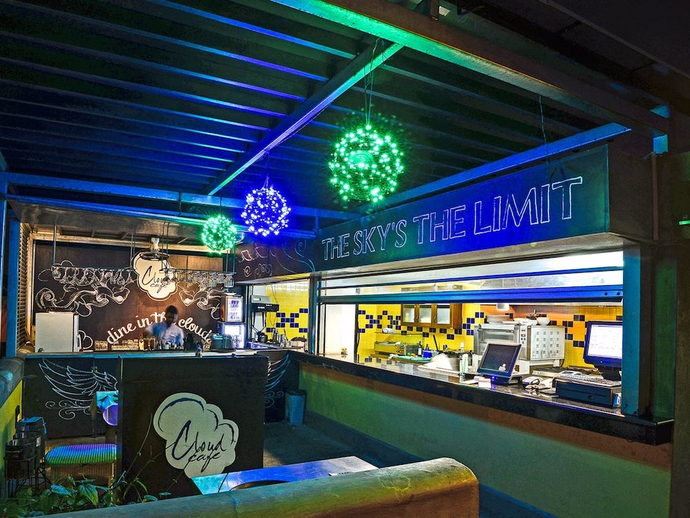 colombo court hotel and spa