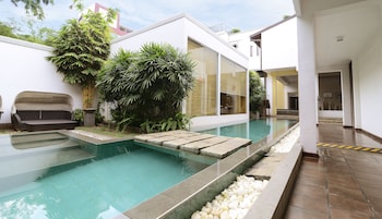 colombo court hotel and spa