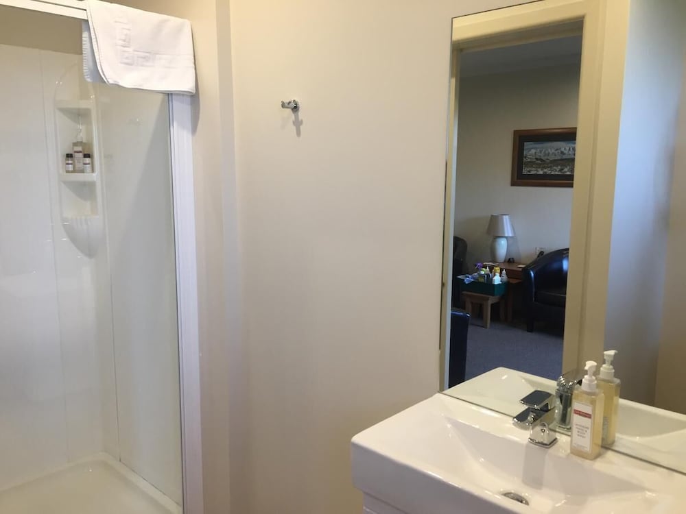 lake roxburgh village