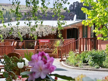 lake roxburgh village