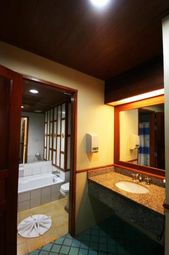 mw krabi beach resort