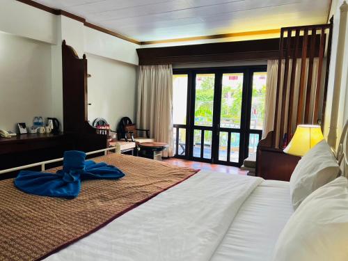 mw krabi beach resort