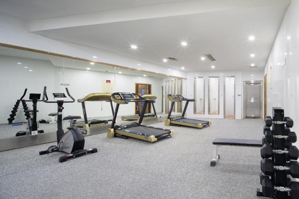 rezen hotel zhuhai gongbei port dilan sili