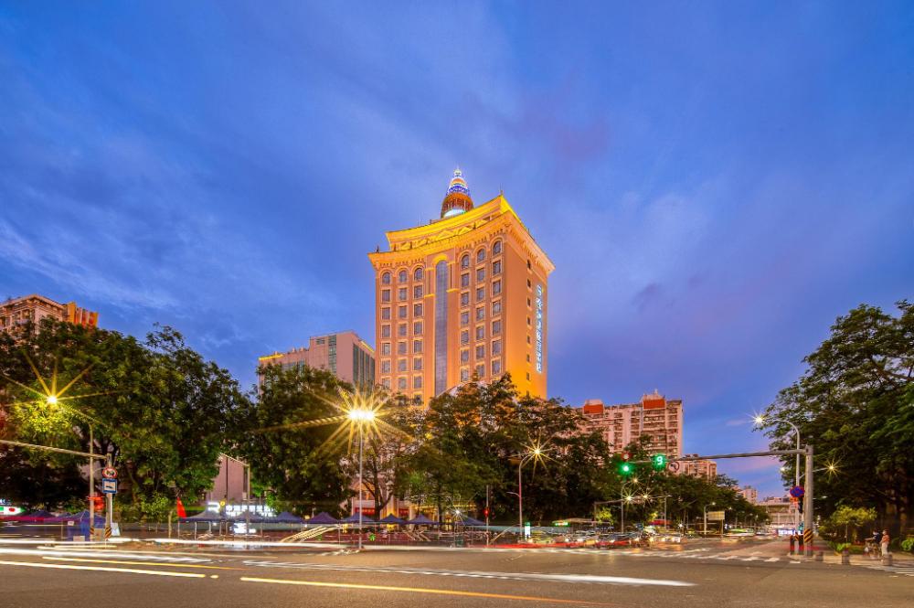 rezen hotel zhuhai gongbei port dilan sili