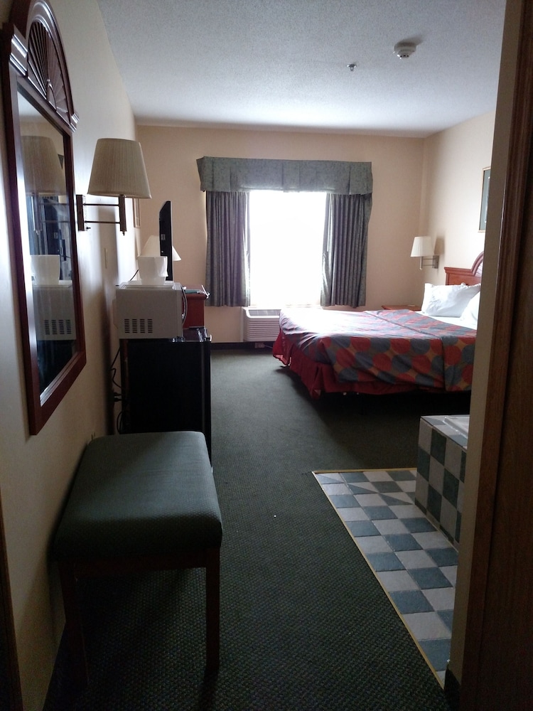 holiday inn express toledo west napoleon by ihg