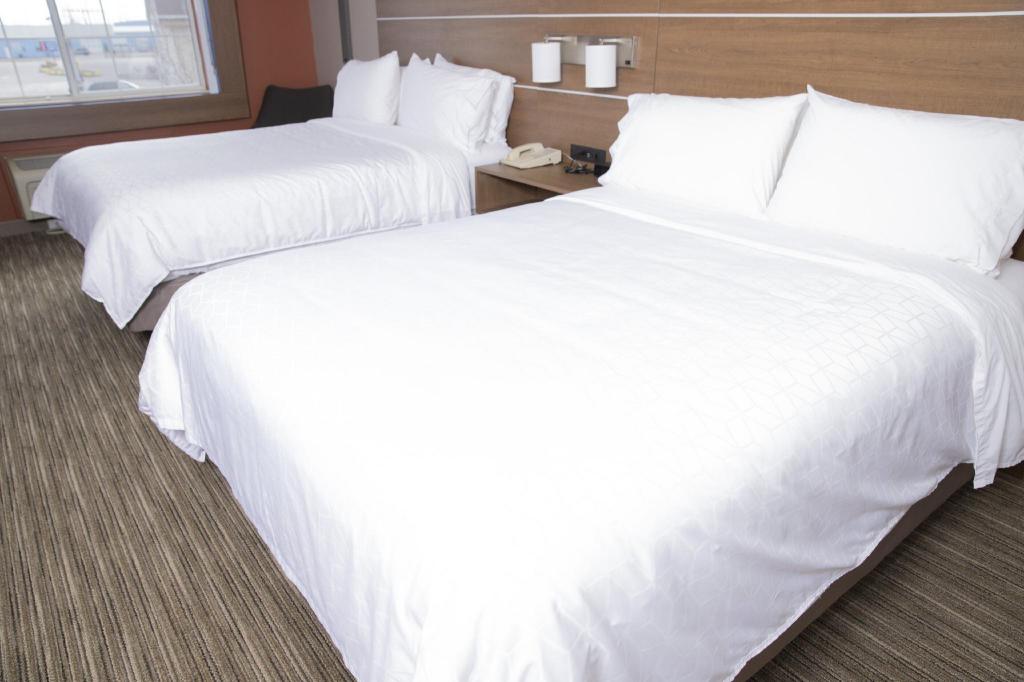 holiday inn express toledo west napoleon by ihg