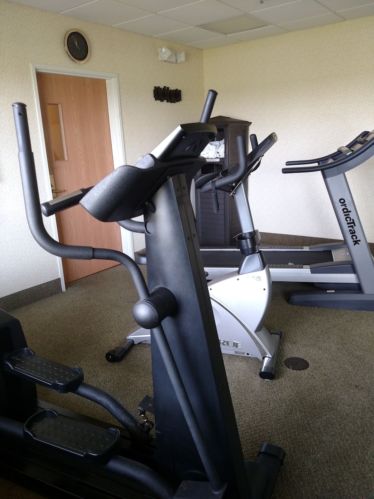 holiday inn express toledo west napoleon by ihg