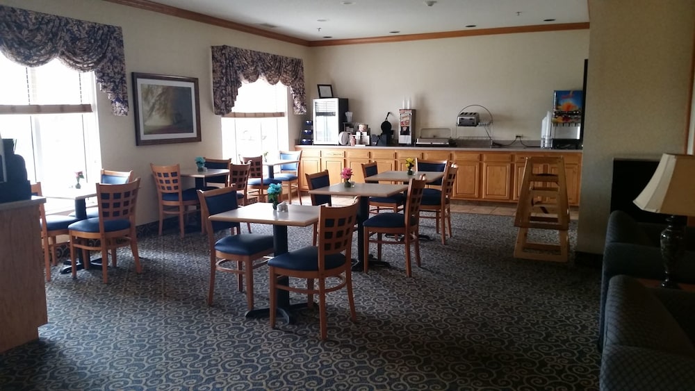 holiday inn express toledo west napoleon by ihg