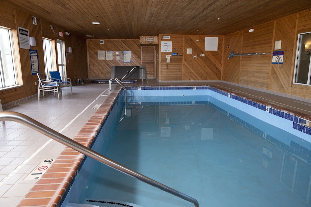 holiday inn express toledo west napoleon by ihg