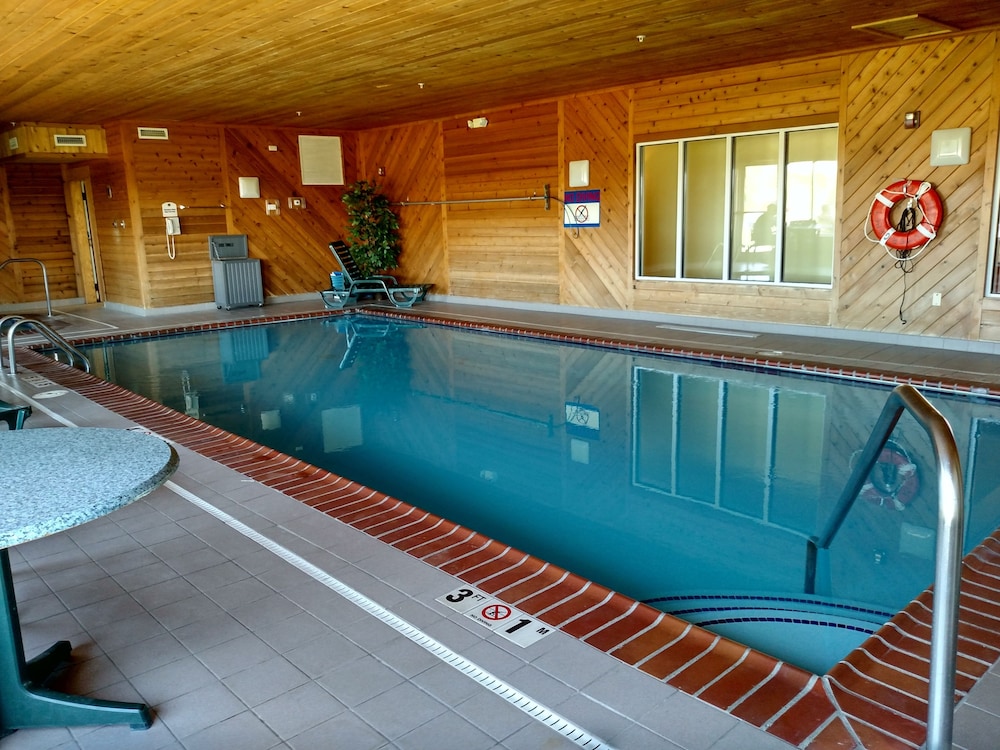 holiday inn express toledo west napoleon by ihg