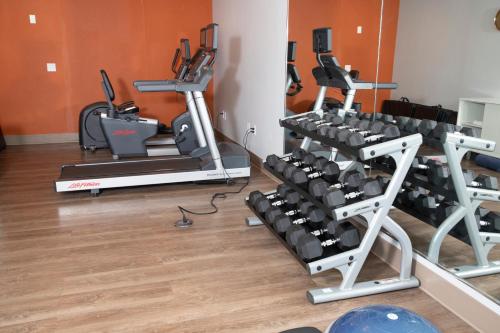 holiday inn express toledo west napoleon by ihg