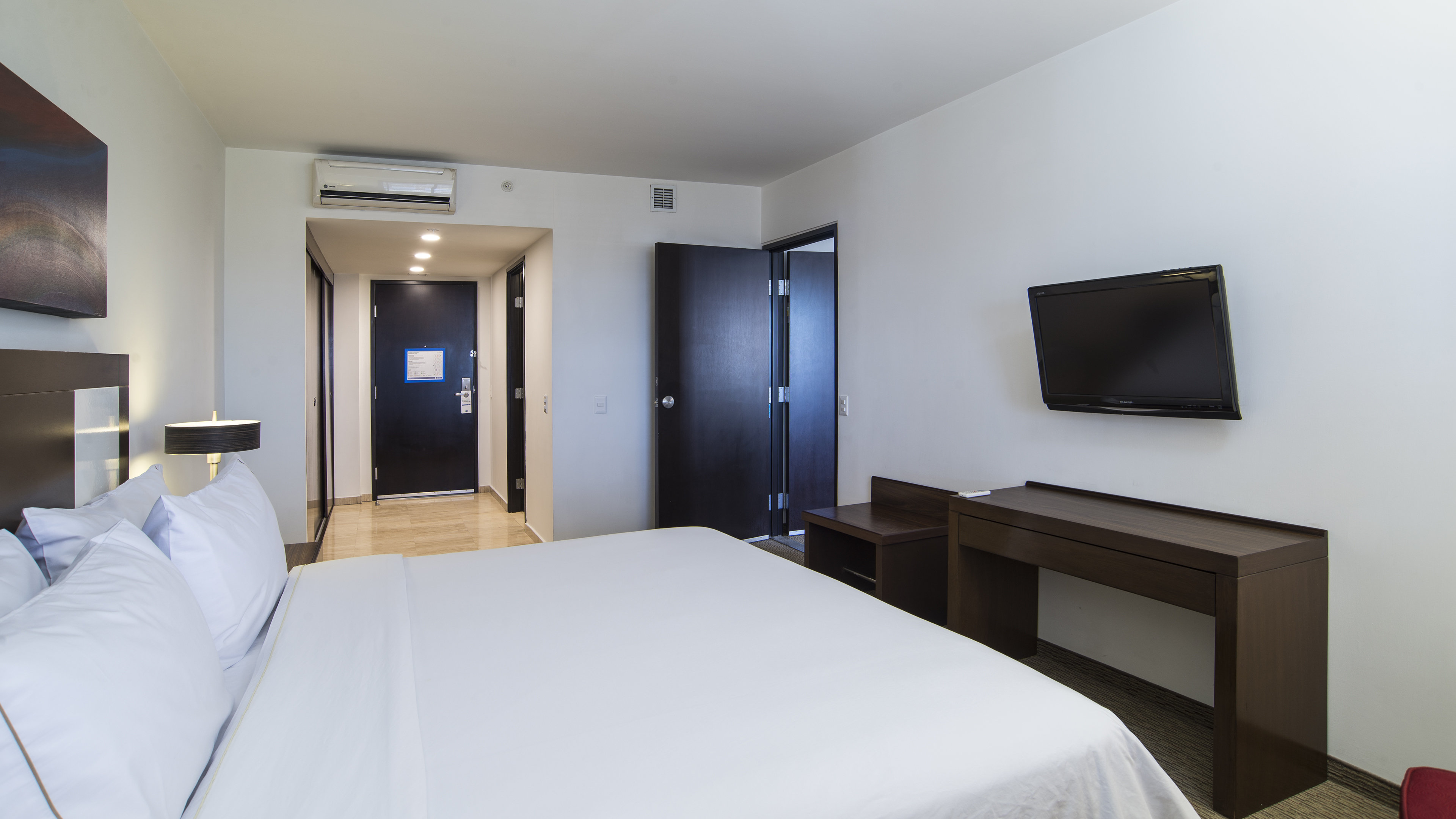 hotel autonoma guadalajara by hnf