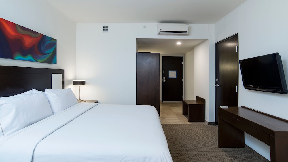 hotel autonoma guadalajara by hnf