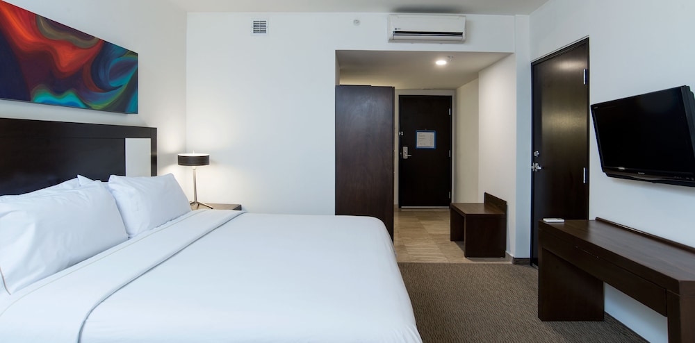 hotel autonoma guadalajara by hnf