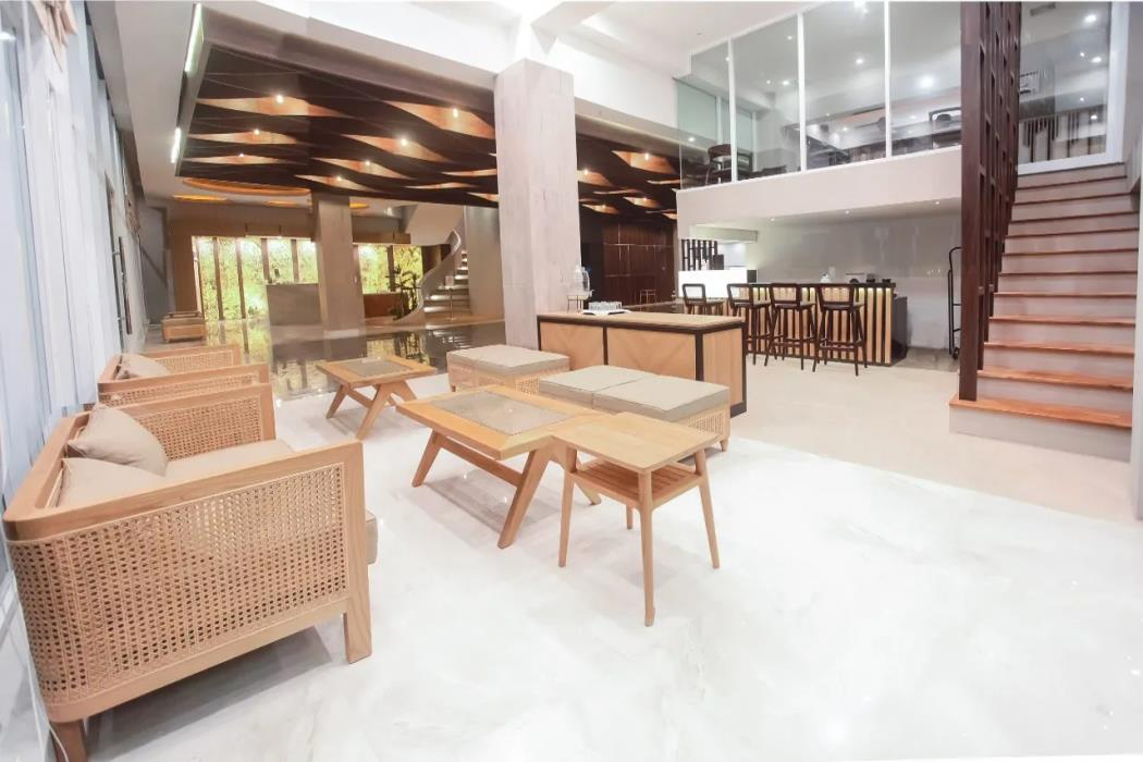 hotel fovere kuala kapuas by conary