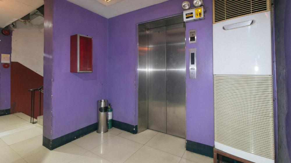 reddoorz riches holiday hotel avenida