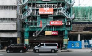 reddoorz riches holiday hotel avenida