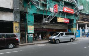 reddoorz riches holiday hotel avenida