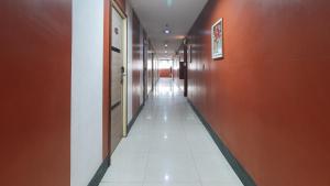 reddoorz riches holiday hotel avenida