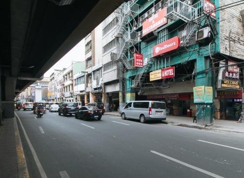 reddoorz riches holiday hotel avenida