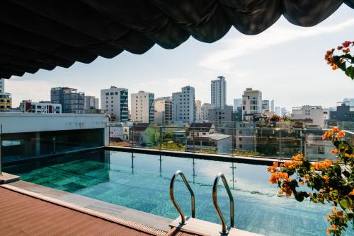 derive boutique villa and apartment da nang