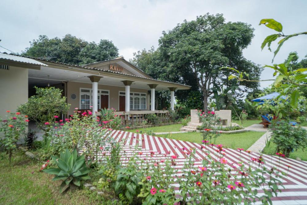 reddoorz near taman safari 2