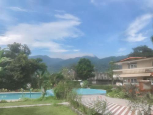 reddoorz near taman safari 2