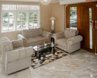 reddoorz near taman safari 2