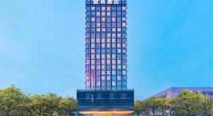 echarm hotel yichang east railway station