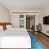 echarm hotel yichang east railway station