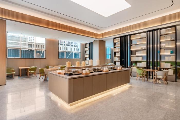 echarm hotel yichang east railway station