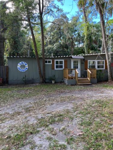 nature coast inn and cottages