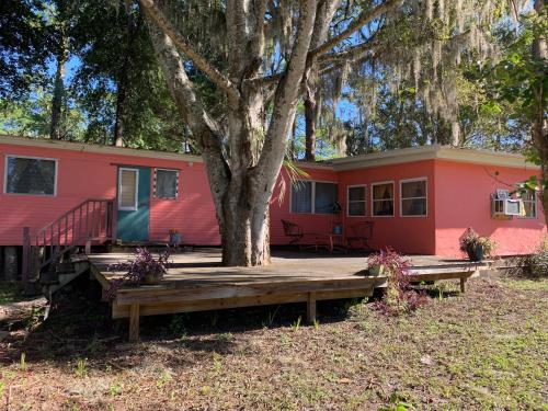 nature coast inn and cottages